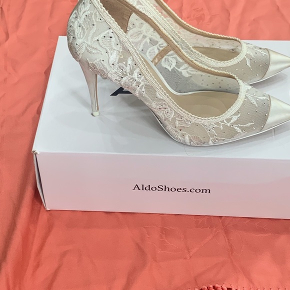 Aldo womens white lace and crystal heels - Picture 3 of 5